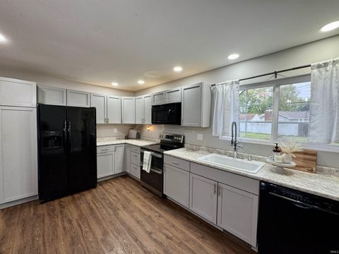 Tiny photo for 2505 S Park Road, Kokomo, IN 46902 (MLS # 202543581)