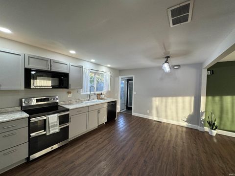 Tiny photo for 2505 S Park Road, Kokomo, IN 46902 (MLS # 202543581)