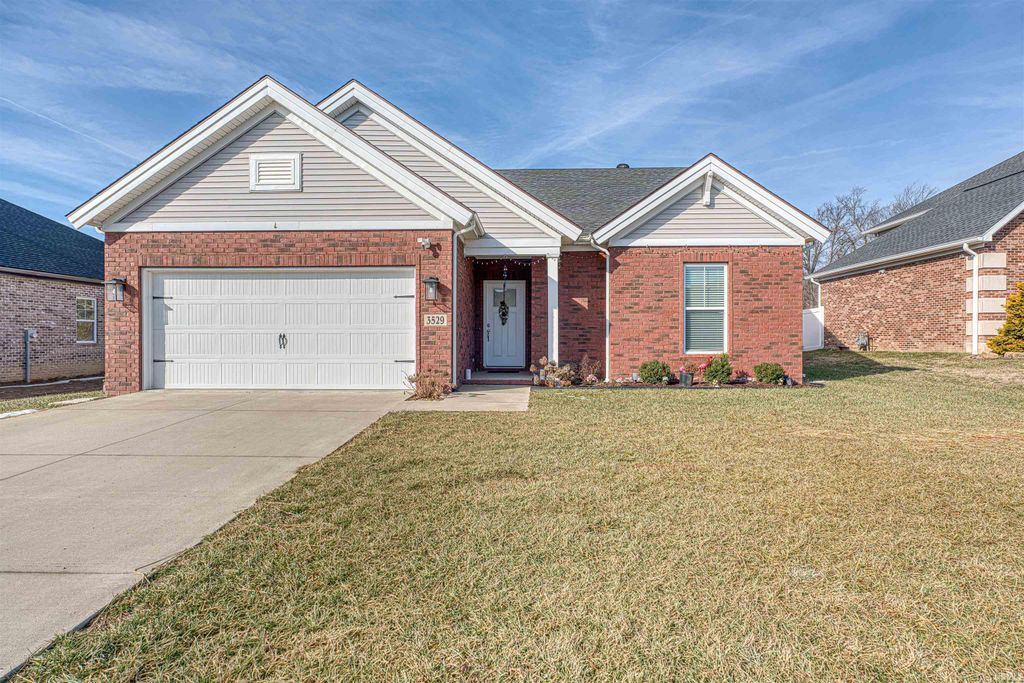 Photo of 3529 Montgomery Court, Newburgh, IN 47630 (MLS # 202604359)