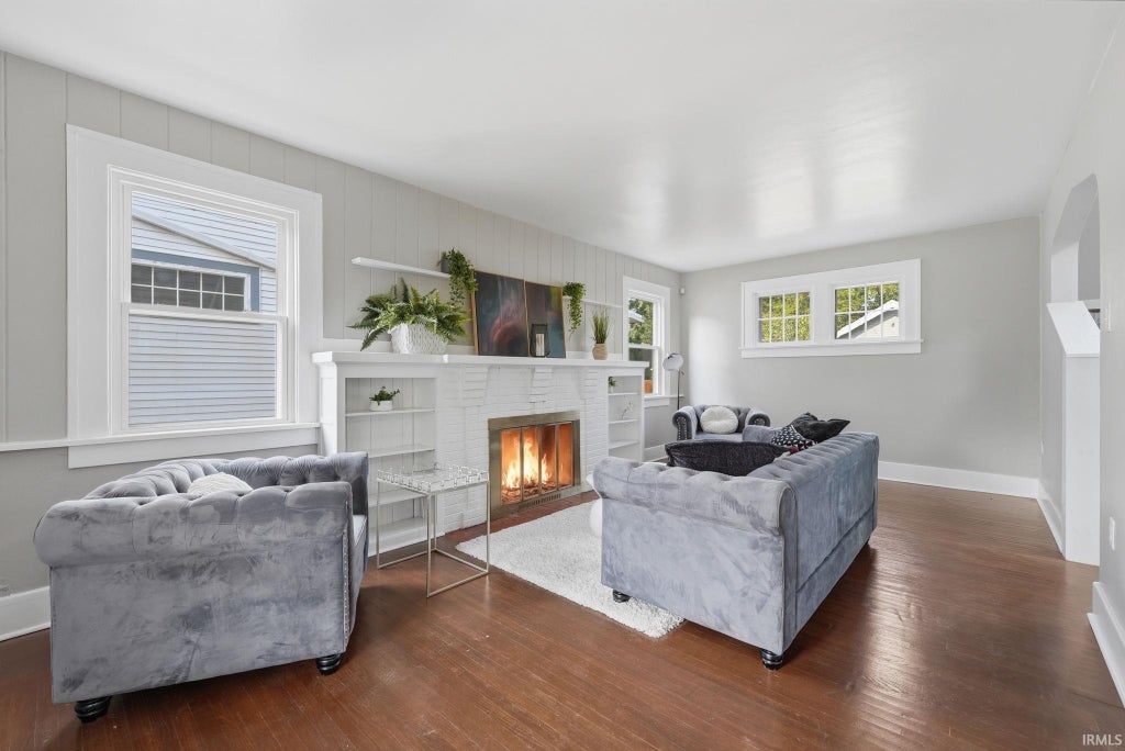 Photo of 4108 Tacoma Avenue, Fort Wayne, IN 46807 (MLS # 202629090)