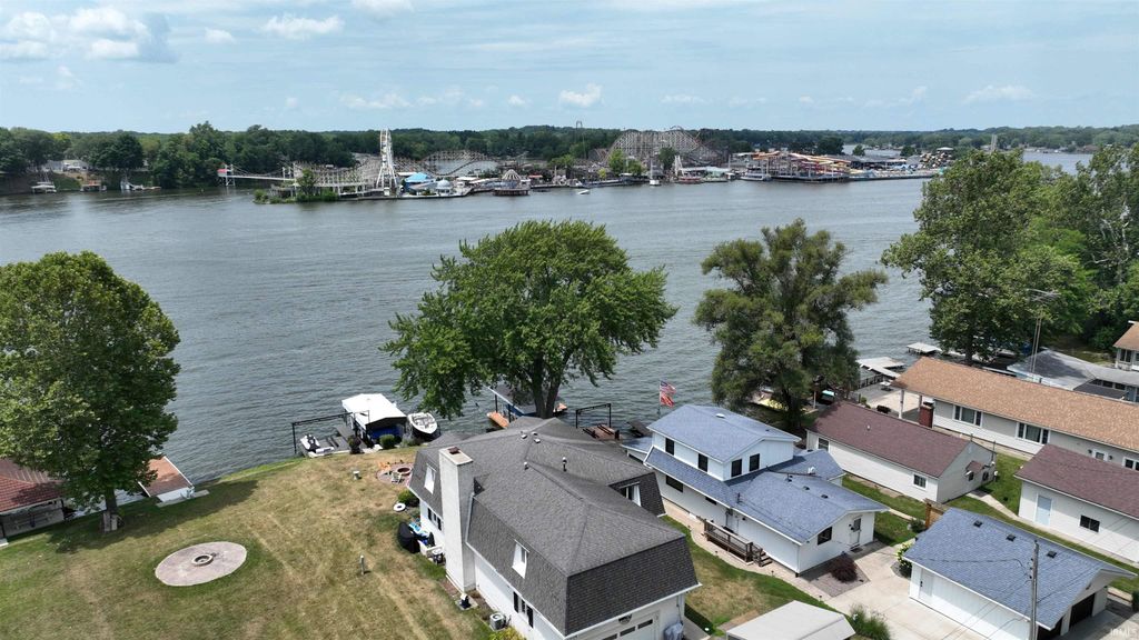 Photo of 2308 N Sullivan Court, Monticello, IN 47960 (MLS # 202603191)