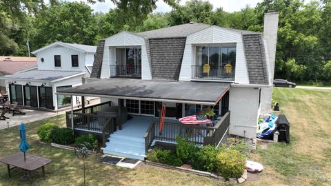 Tiny photo for 2308 N Sullivan Court, Monticello, IN 47960 (MLS # 202603191)