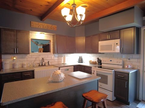 Tiny photo for 2308 N Sullivan Court, Monticello, IN 47960 (MLS # 202603191)