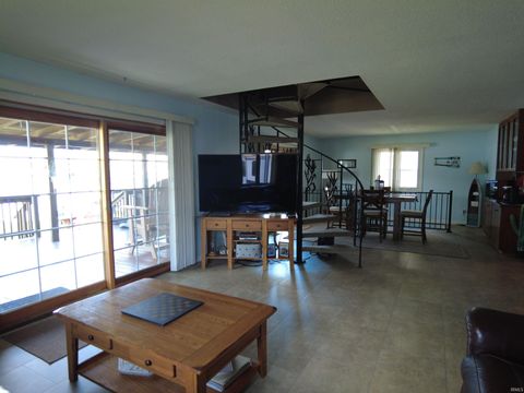 Tiny photo for 2308 N Sullivan Court, Monticello, IN 47960 (MLS # 202603191)
