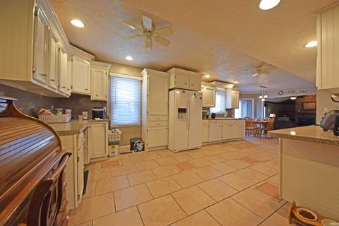 Tiny photo for 11213 Robinair Drive, Fort Wayne, IN 46818 (MLS # 202612303)