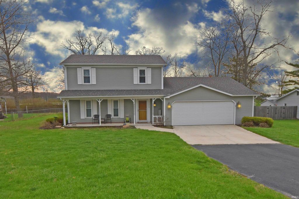 Photo of 11213 Robinair Drive, Fort Wayne, IN 46818 (MLS # 202612303)