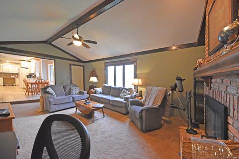 Tiny photo for 11213 Robinair Drive, Fort Wayne, IN 46818 (MLS # 202612303)