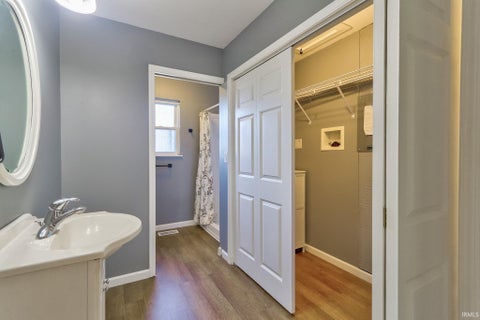 Tiny photo for 4366 Lenn Road, Newburgh, IN 47630 (MLS # 202539432)