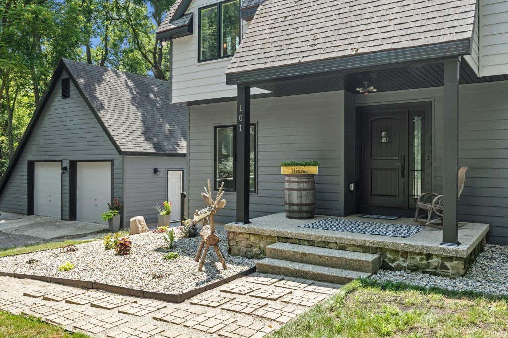 Photo of 101 Timbercrest Road, West Lafayette, IN 47906 (MLS # 202628364)