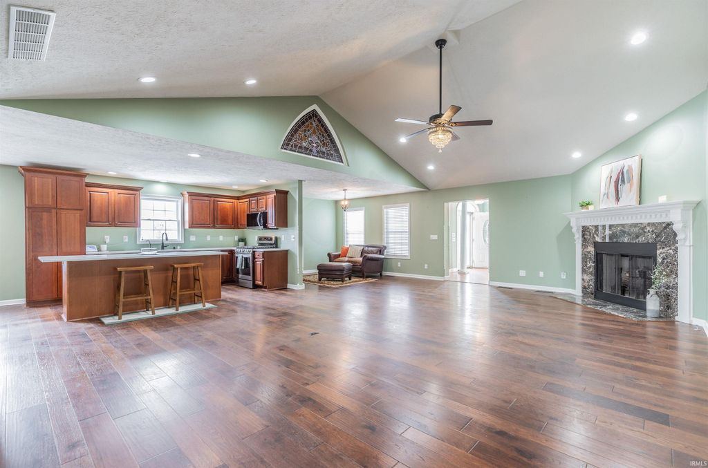 Photo of 9120 Clear Creek Drive, Evansville, IN 47711 (MLS # 202602955)