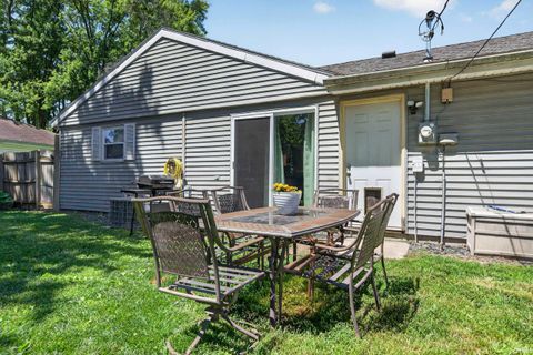 Tiny photo for 2300 CARMELITA Boulevard, Kokomo, IN 46902 (MLS # 202623459)