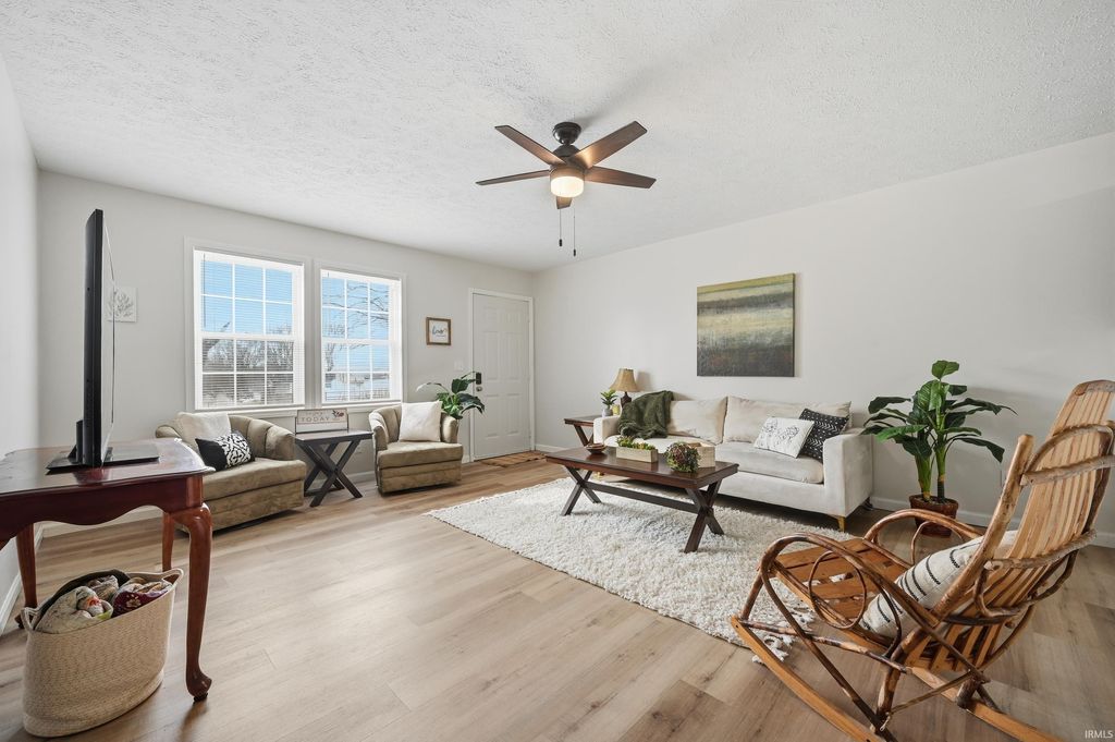 Photo of 1512 E Dartmouth Avenue, Muncie, IN 47303 (MLS # 202606070)