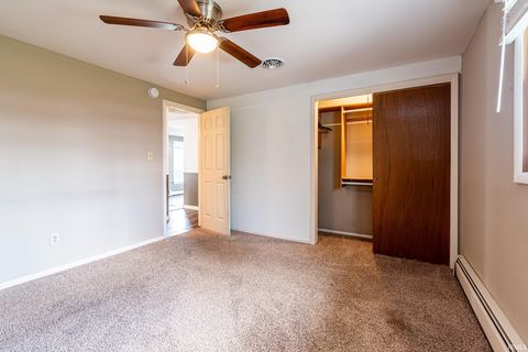 Tiny photo for 117 Cord Place, Auburn, IN 46706 (MLS # 202612286)