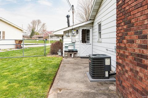 Tiny photo for 117 Cord Place, Auburn, IN 46706 (MLS # 202612286)