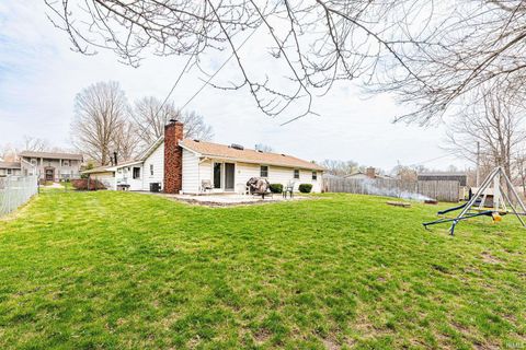 Tiny photo for 117 Cord Place, Auburn, IN 46706 (MLS # 202612286)