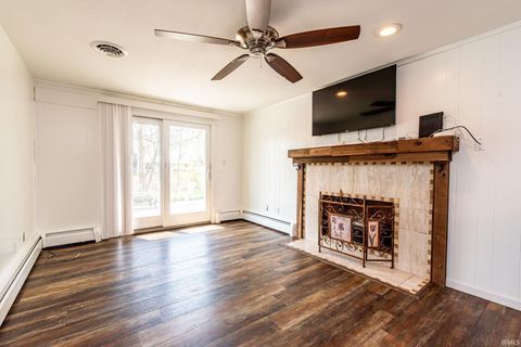 Tiny photo for 117 Cord Place, Auburn, IN 46706 (MLS # 202612286)