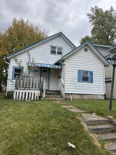 Photo of 4025 Tacoma Avenue, Fort Wayne, IN 46807 (MLS # 202543190)
