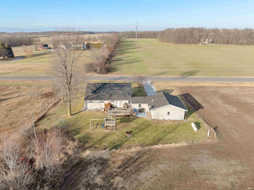 Photo of 5514 State Road 8, Auburn, IN 46706 (MLS # 202601485)