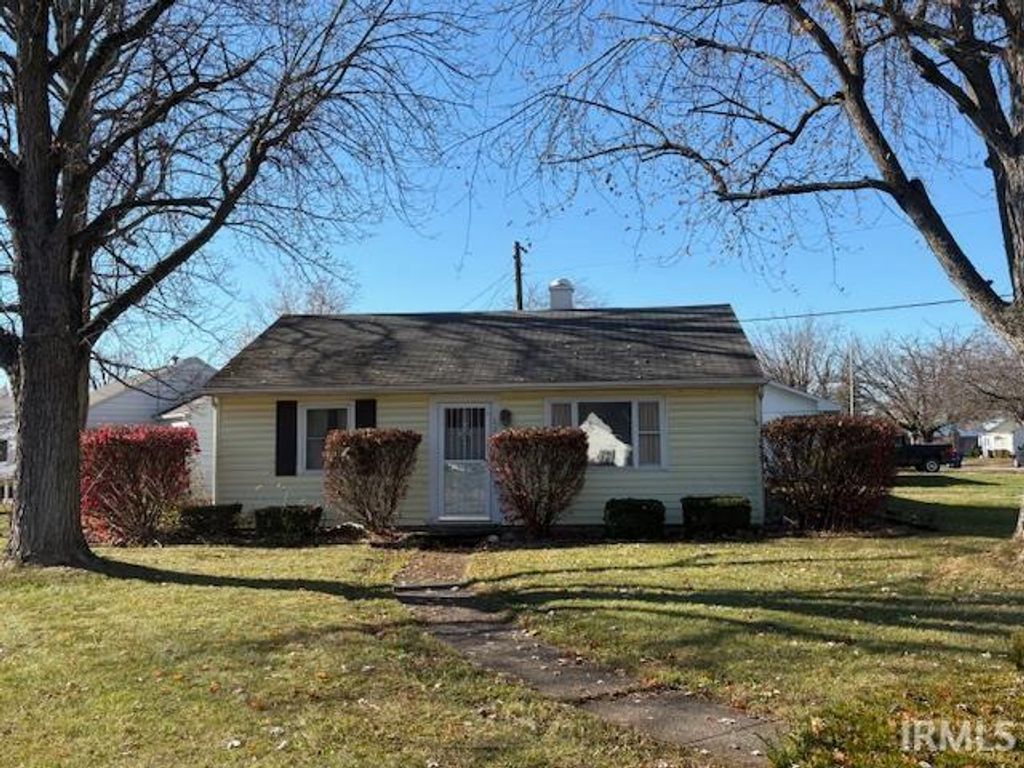 Photo of 1203 W NATIONAL Avenue, Marion, IN 46952 (MLS # 202547127)