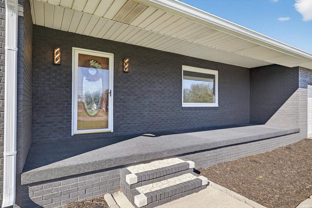 Photo of 1605 Hancock Avenue, Mitchell, IN 47446 (MLS # 202609110)