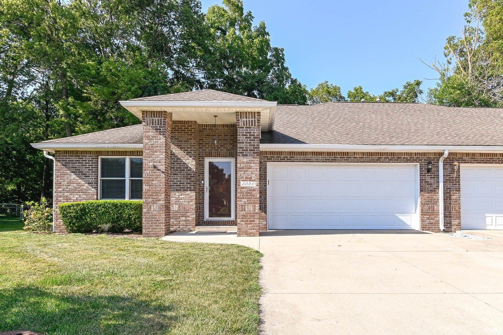 Photo of 5022 W Quail Ridge Drive, Muncie, IN 47304 (MLS # 202639121)