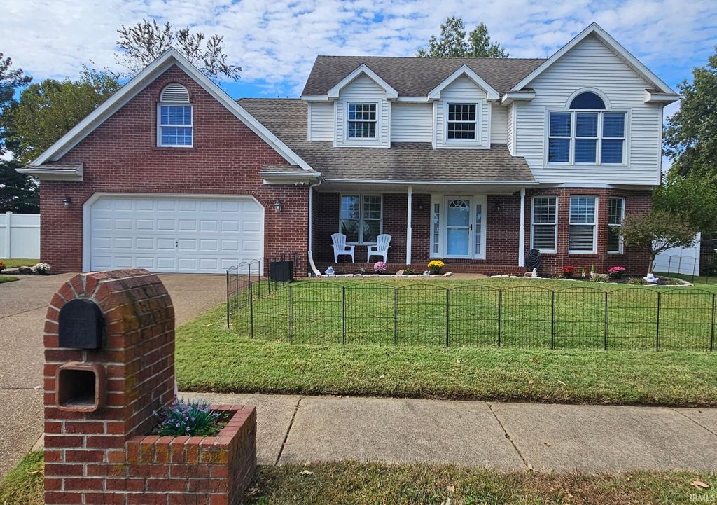 Photo of 5111 Tippecanoe Drive, Newburgh, IN 47630 (MLS # 202538069)