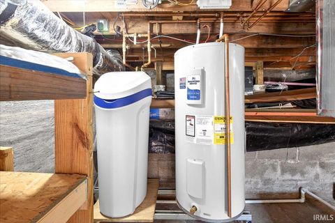 Tiny photo for 1505 Adams Street, Lafayette, IN 47905 (MLS # 202614174)