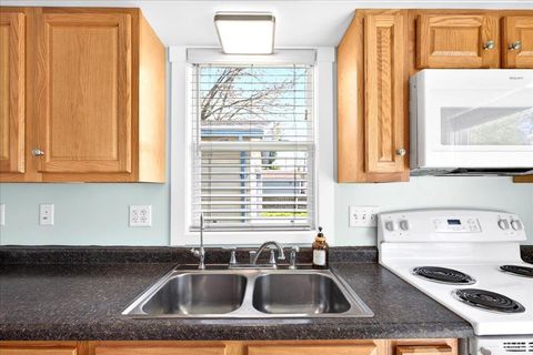 Tiny photo for 1505 Adams Street, Lafayette, IN 47905 (MLS # 202614174)