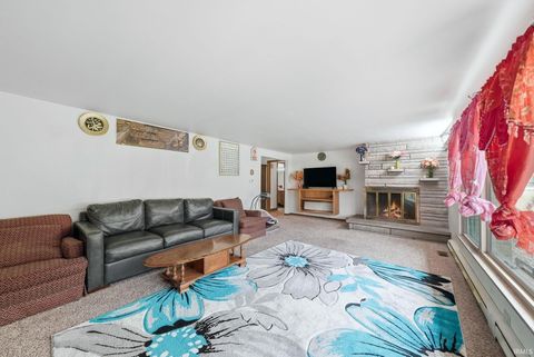Tiny photo for 2113 Maples Road, Fort Wayne, IN 46816 (MLS # 202618655)
