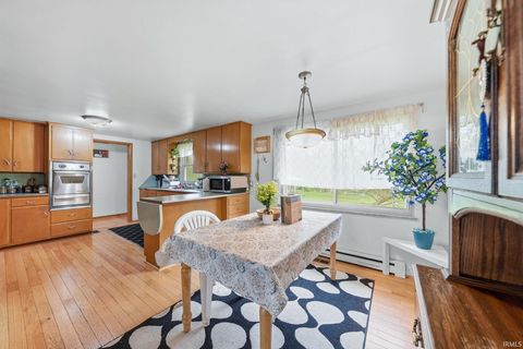 Tiny photo for 2113 Maples Road, Fort Wayne, IN 46816 (MLS # 202618655)