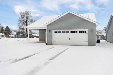 Tiny photo for 1053 E Wabash Street, Frankfort, IN 46041 (MLS # 202548190)
