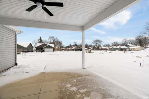 Tiny photo for 1053 E Wabash Street, Frankfort, IN 46041 (MLS # 202548190)