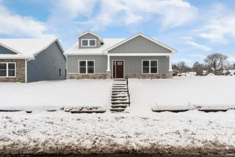 Photo of 1053 E Wabash Street, Frankfort, IN 46041 (MLS # 202548190)