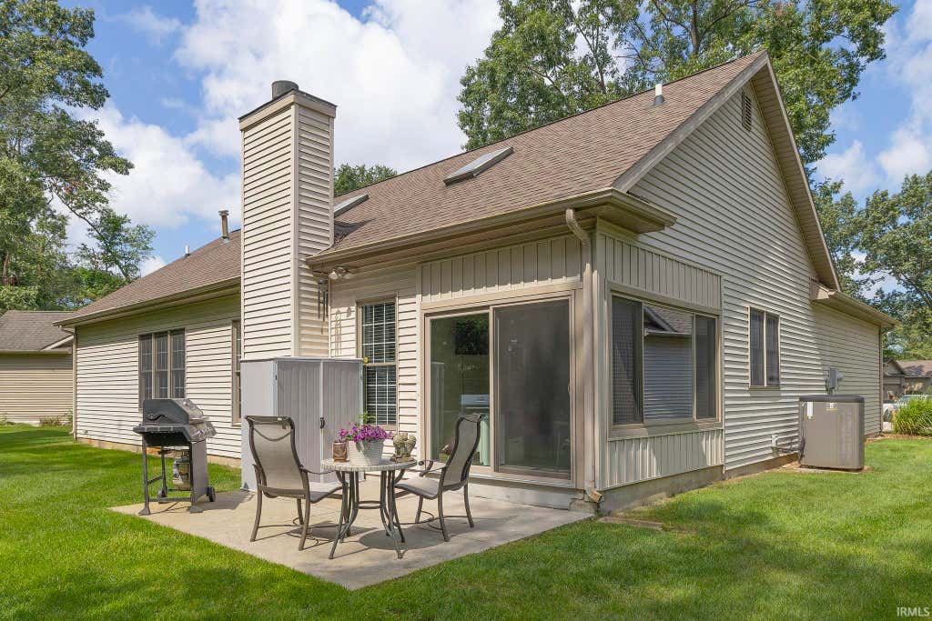 Photo of 2202 Woodland Court, Elkhart, IN 46514 (MLS # 202634671)