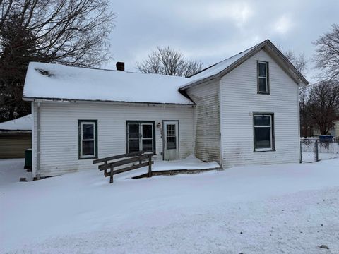 Photo of 15218 State Road 17, Culver, IN 46511 (MLS # 202602956)
