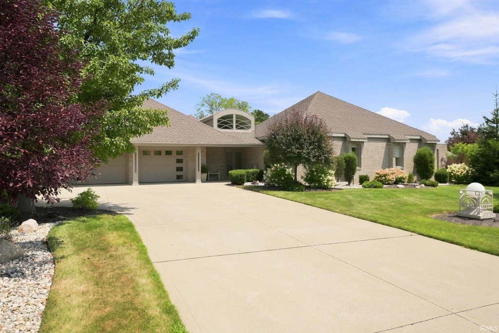 Photo of 7420 Inverness Commons, Fort Wayne, IN 46804 (MLS # 202631339)