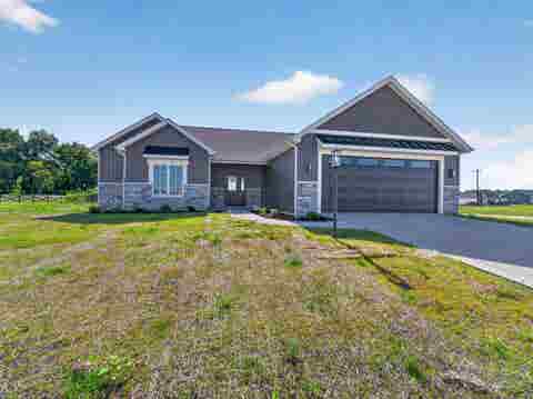 Tiny photo for 13234 Vista Verde Boulevard, Fort Wayne, IN 46818 (MLS # 202627687)