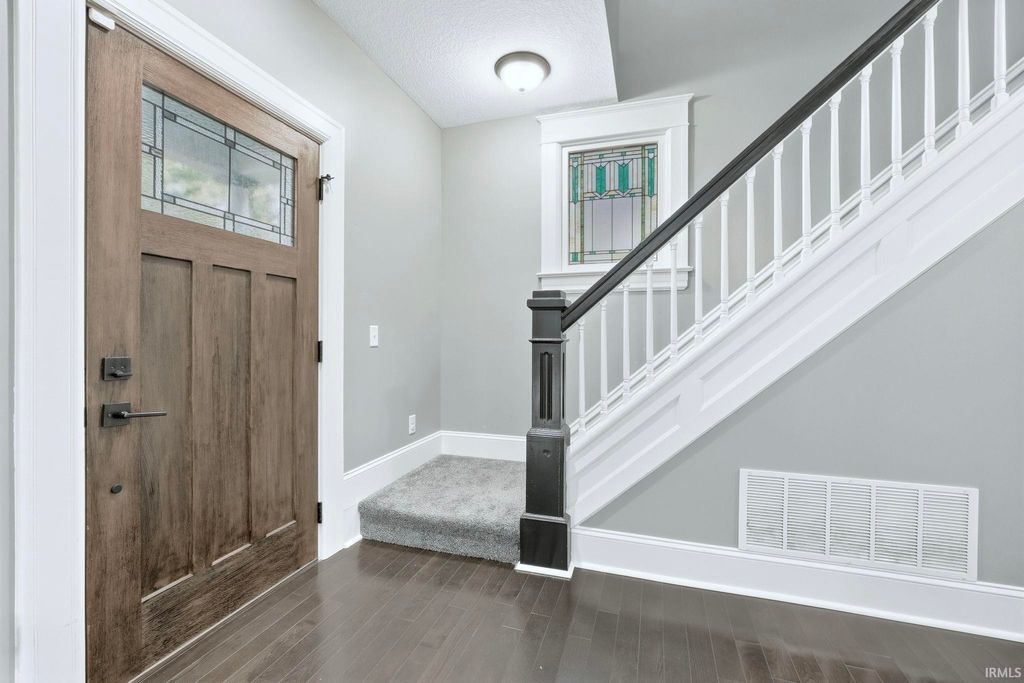Photo of 1317 W Jefferson Boulevard, Fort Wayne, IN 46802 (MLS # 202541530)