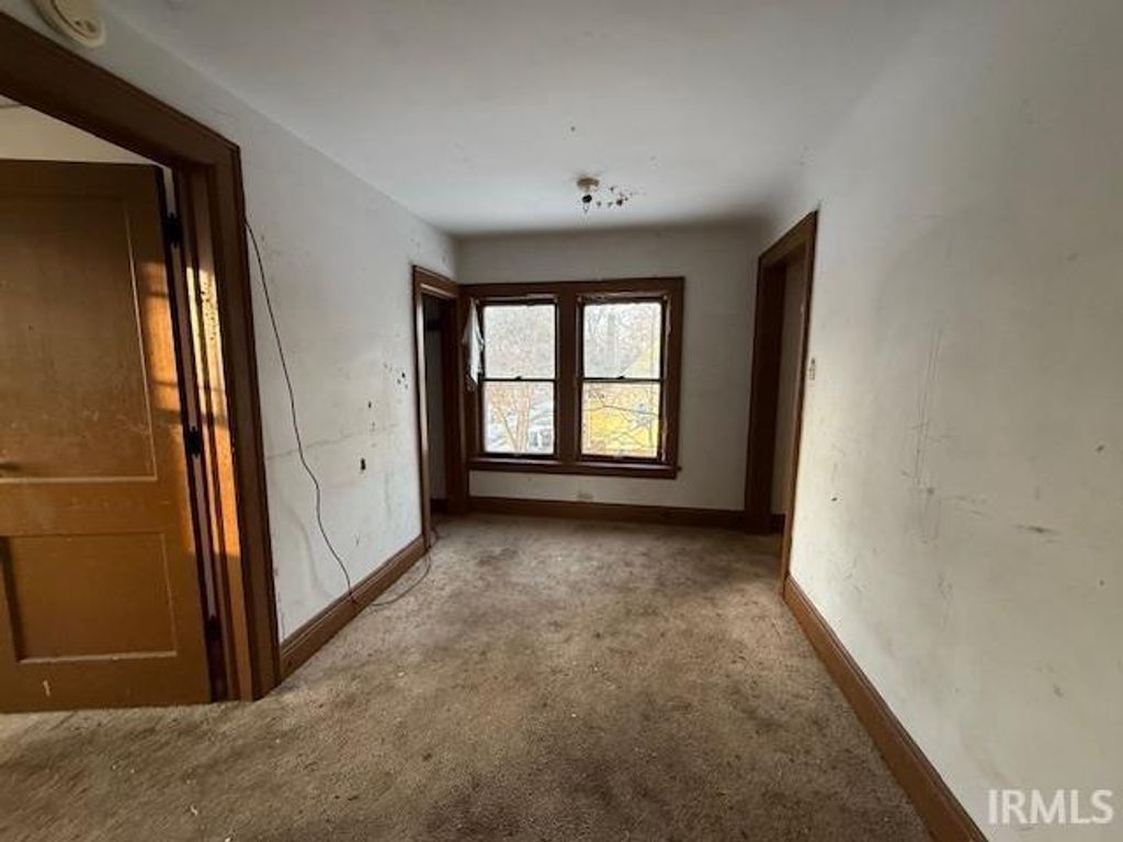 Photo of 1302 N Brookfield Street, South Bend, IN 46628 (MLS # 202608188)