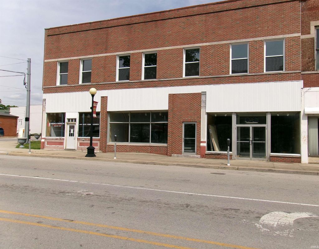 Photo of 19 S Washington Street, Bloomfield, IN 47424 (MLS # 202616849)