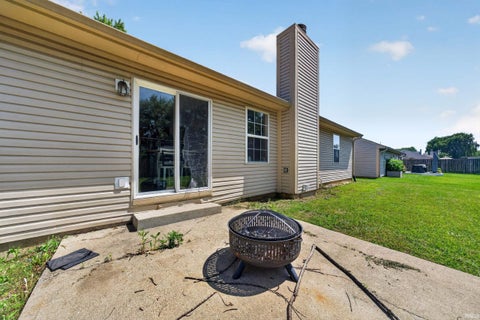 Tiny photo for 818 Spingwater Road, Kokomo, IN 46902 (MLS # 202626579)