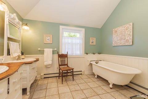 Tiny photo for 6401 S PROCTOR RD, Muncie, IN 47302 (MLS # 202643693)