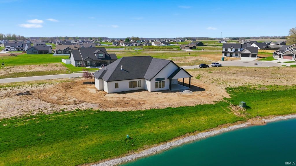 Photo of 13336 Watling Path, Fort Wayne, IN 46818 (MLS # 202609755)