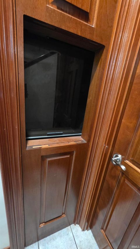 Tiny photo for 178 W 100 S Road, Rochester, IN 46975 (MLS # 202611409)