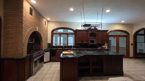 Tiny photo for 178 W 100 S Road, Rochester, IN 46975 (MLS # 202611409)