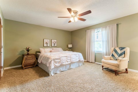 Tiny photo for 10202 Brookcrest Drive, Evansville, IN 47711 (MLS # 202625496)
