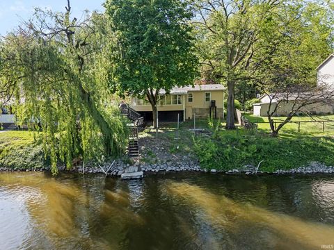 Tiny photo for 11503 W Tecumseh Bend Road, Brookston, IN 47923 (MLS # 202504613)