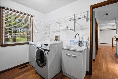 Tiny photo for 1820 Beechwood Drive, Lafayette, IN 47905 (MLS # 202644983)
