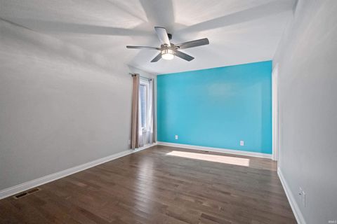 Tiny photo for 1921 Saratoga Avenue, Kokomo, IN 46901 (MLS # 202545343)