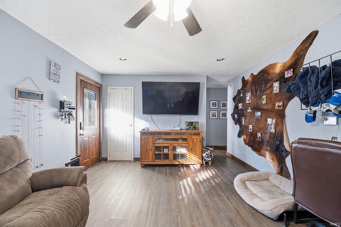 Tiny photo for 2413 Maumee Place, Lafayette, IN 47909 (MLS # 202642261)